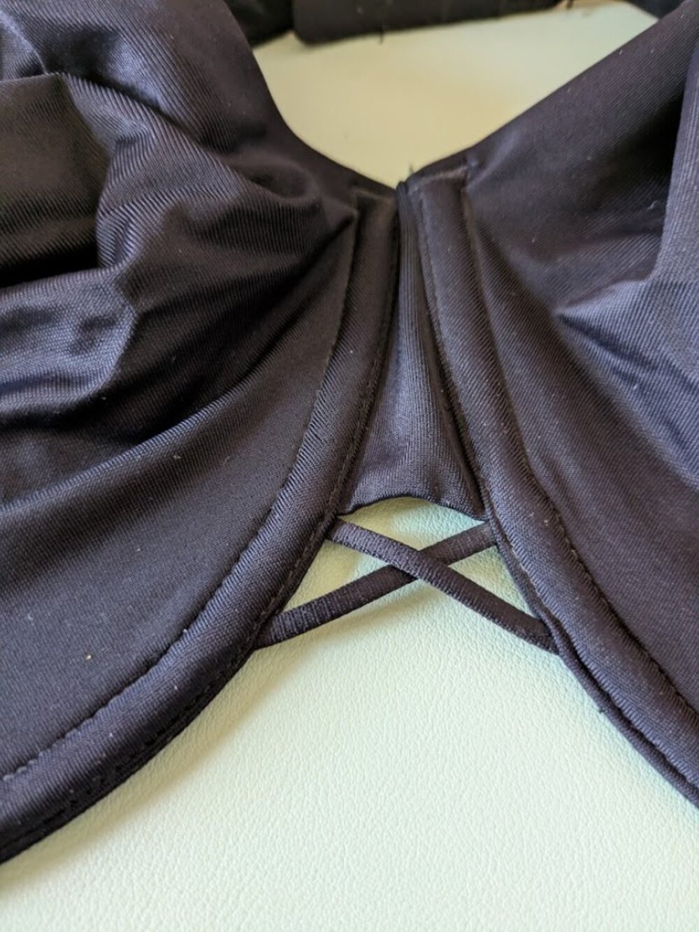 Curvation Back Smoother Underwire Bra NWT 44DD - Picture 3 of 6